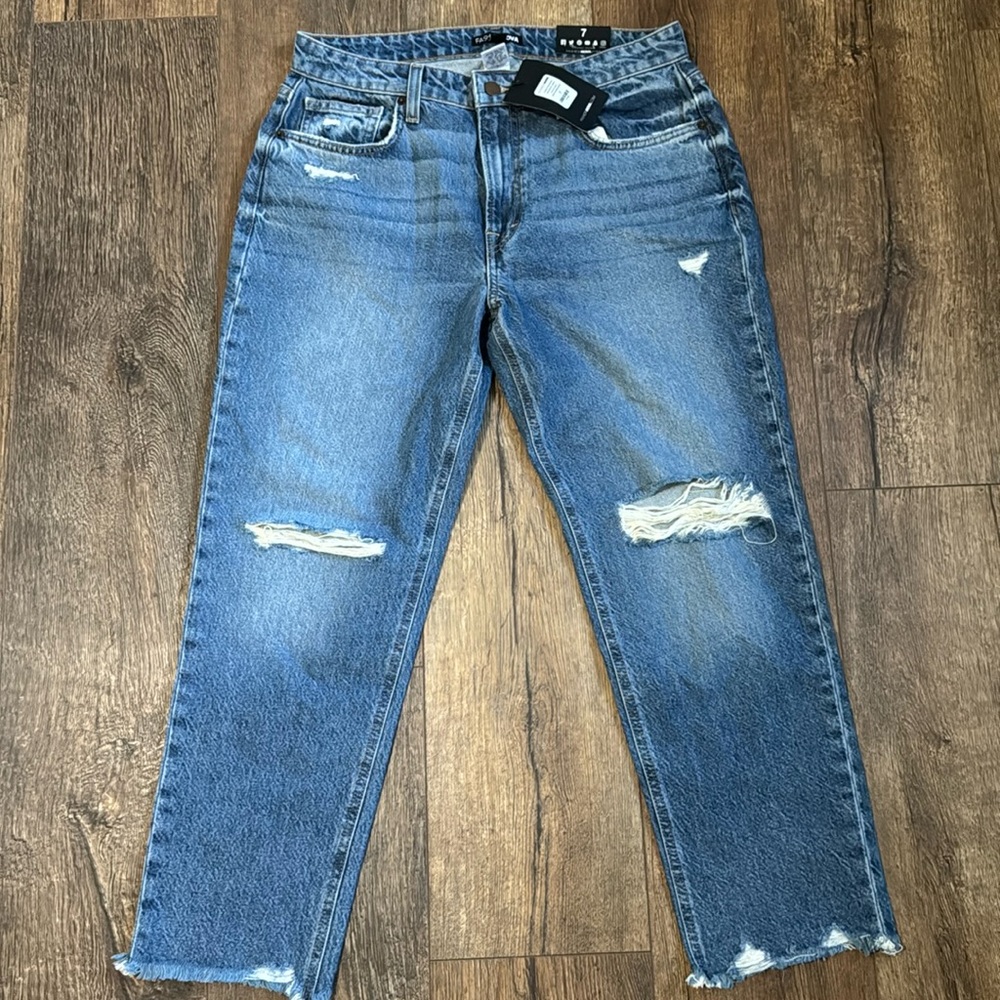 BOYFRIEND JEANS SIZE 7